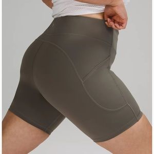 Lululemon INVIGORATE HIGH-RISE SHORT 8” Grey Sage Size 4